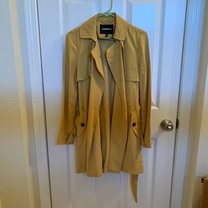 Express Yellow Trenchcoat